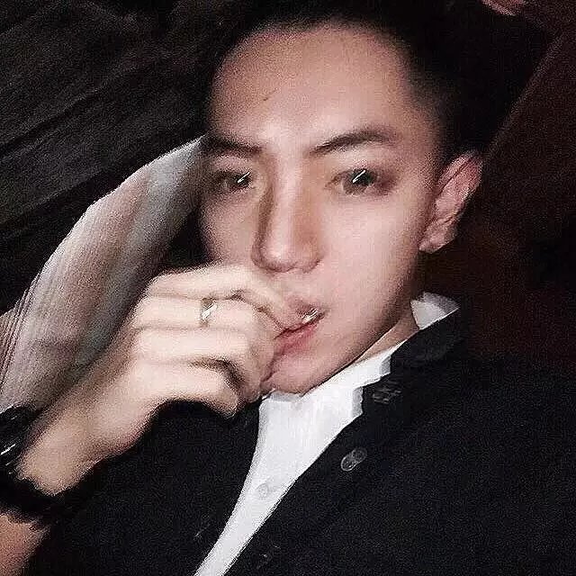 陈堂雨冠