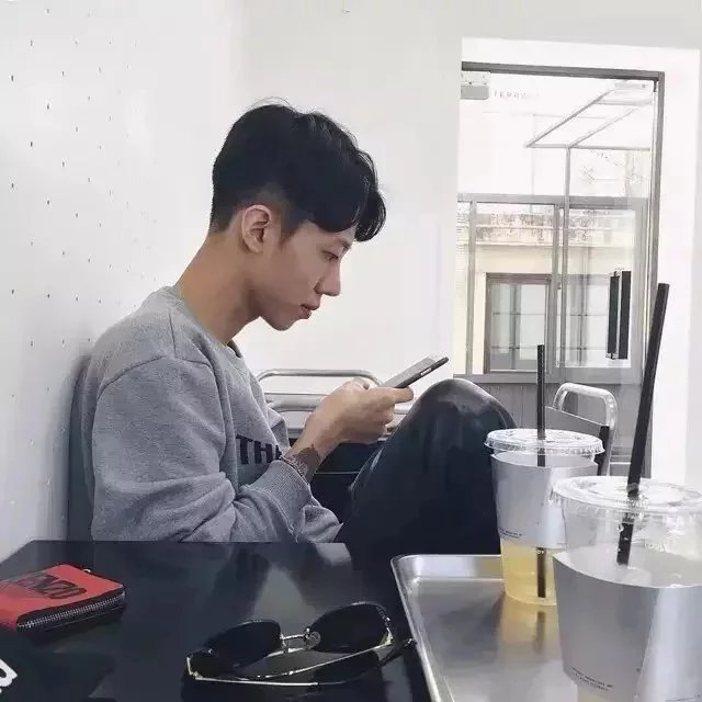 梅蓉建伊