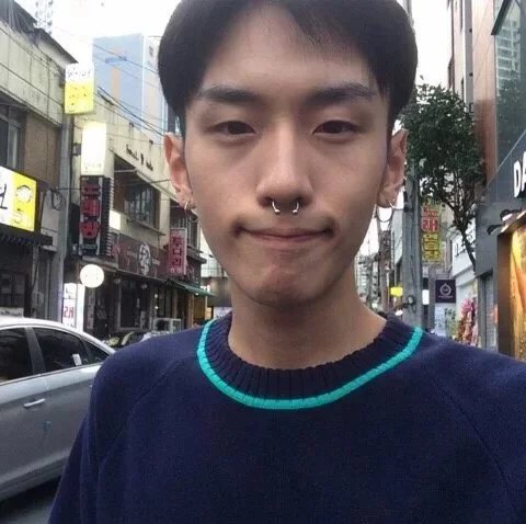 李瑞瑞紫